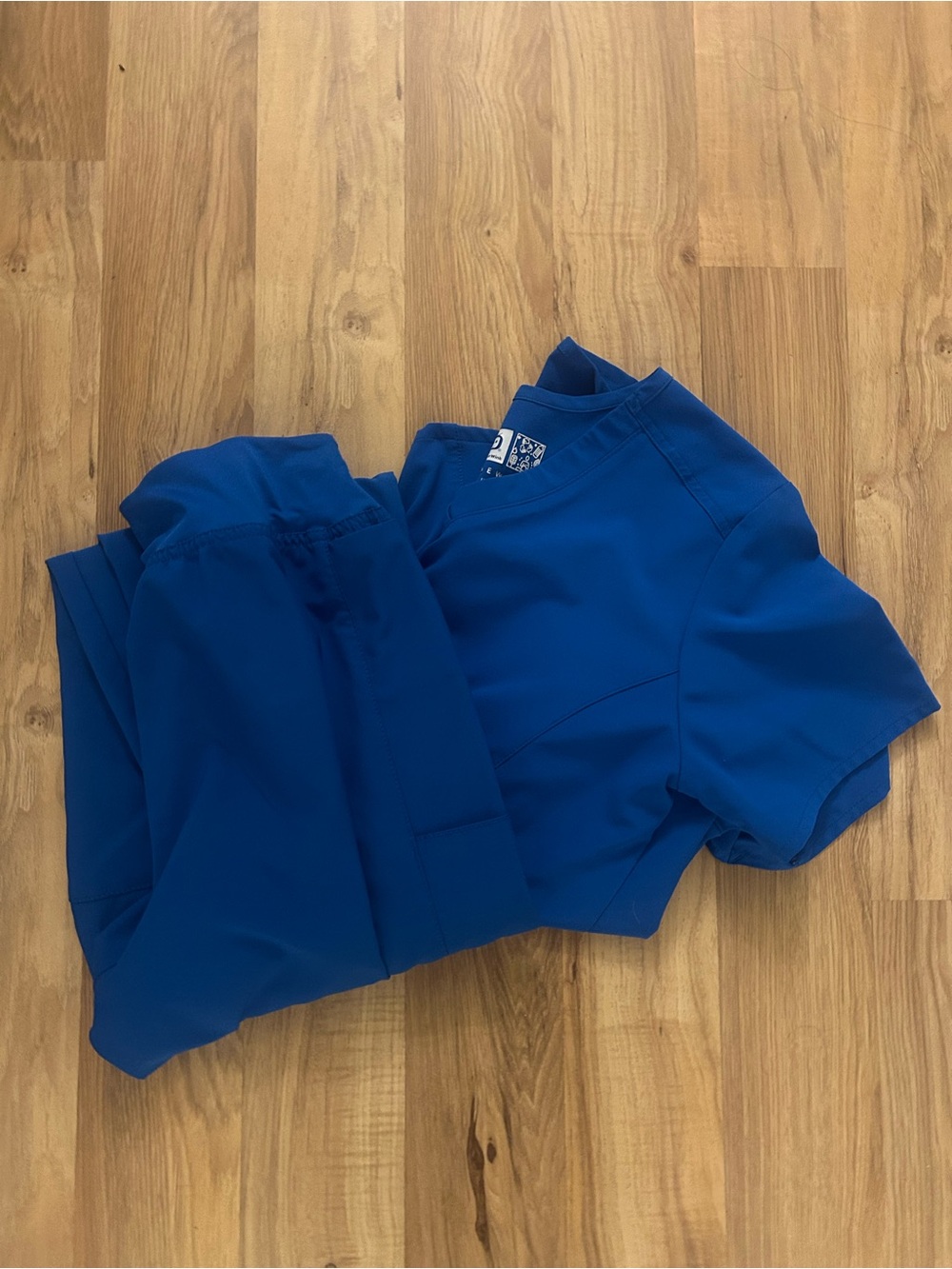 WonderWink Royal Blue Scrub Top and Pants Set